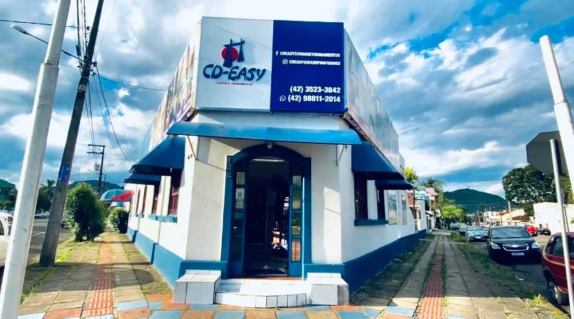 Fachada da Escola CD-Easy em União da Vitória